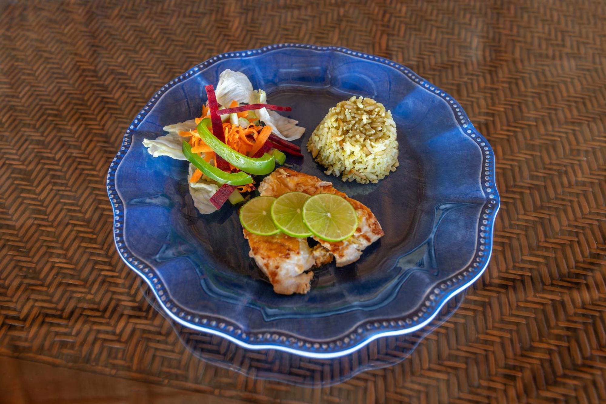 Torreblanca Beach Hotel And Suites Guayabitos - Desayuno Y Comida Incluido Rincon de Guayabitos Bagian luar foto