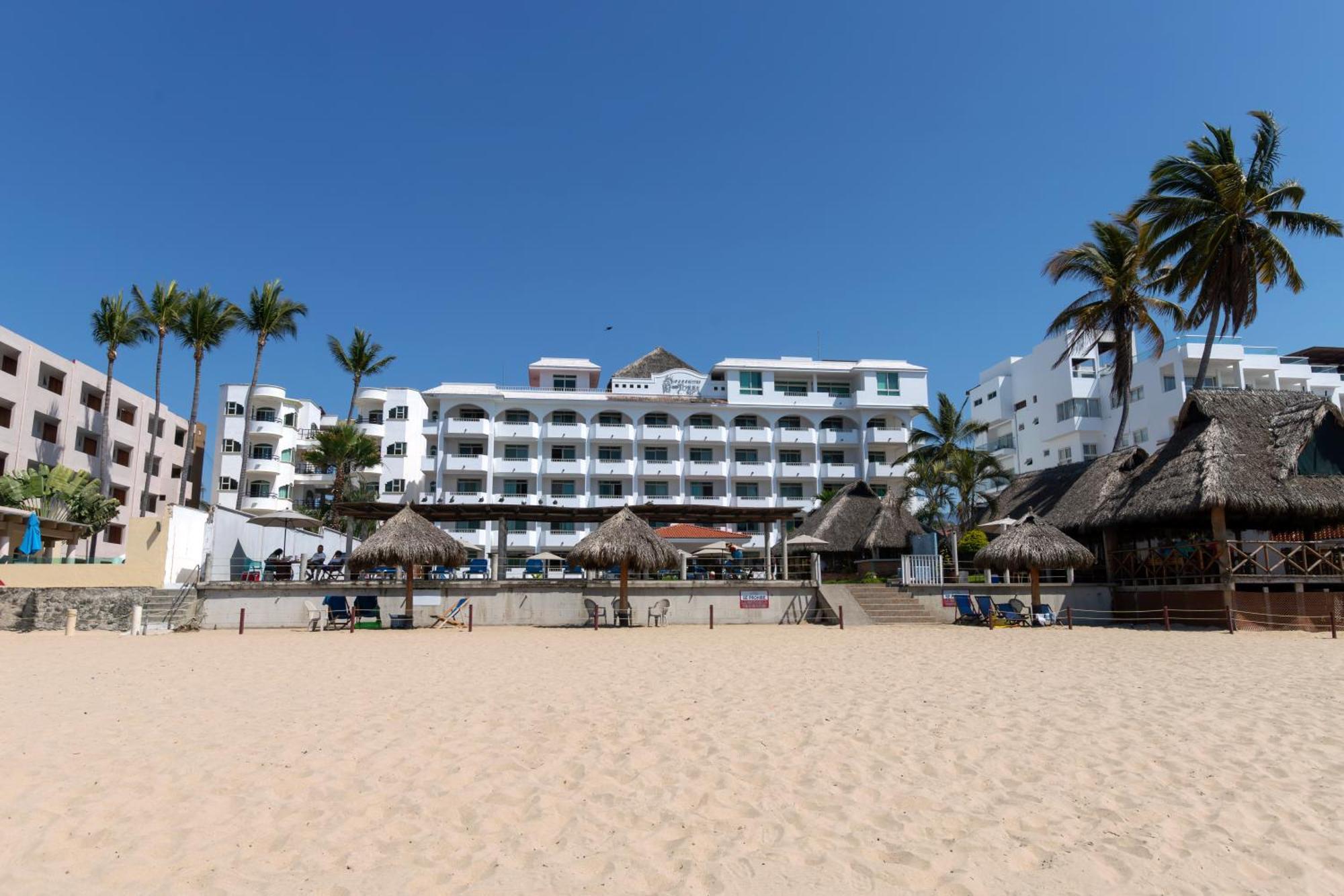 Torreblanca Beach Hotel And Suites Guayabitos - Desayuno Y Comida Incluido Rincon de Guayabitos Bagian luar foto