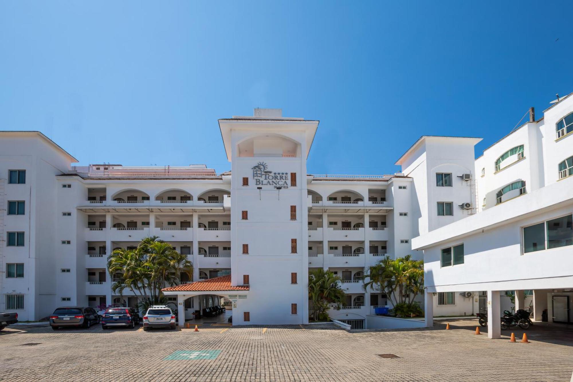 Torreblanca Beach Hotel And Suites Guayabitos - Desayuno Y Comida Incluido Rincon de Guayabitos Bagian luar foto